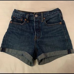 LEVIS DENIM SHORTS